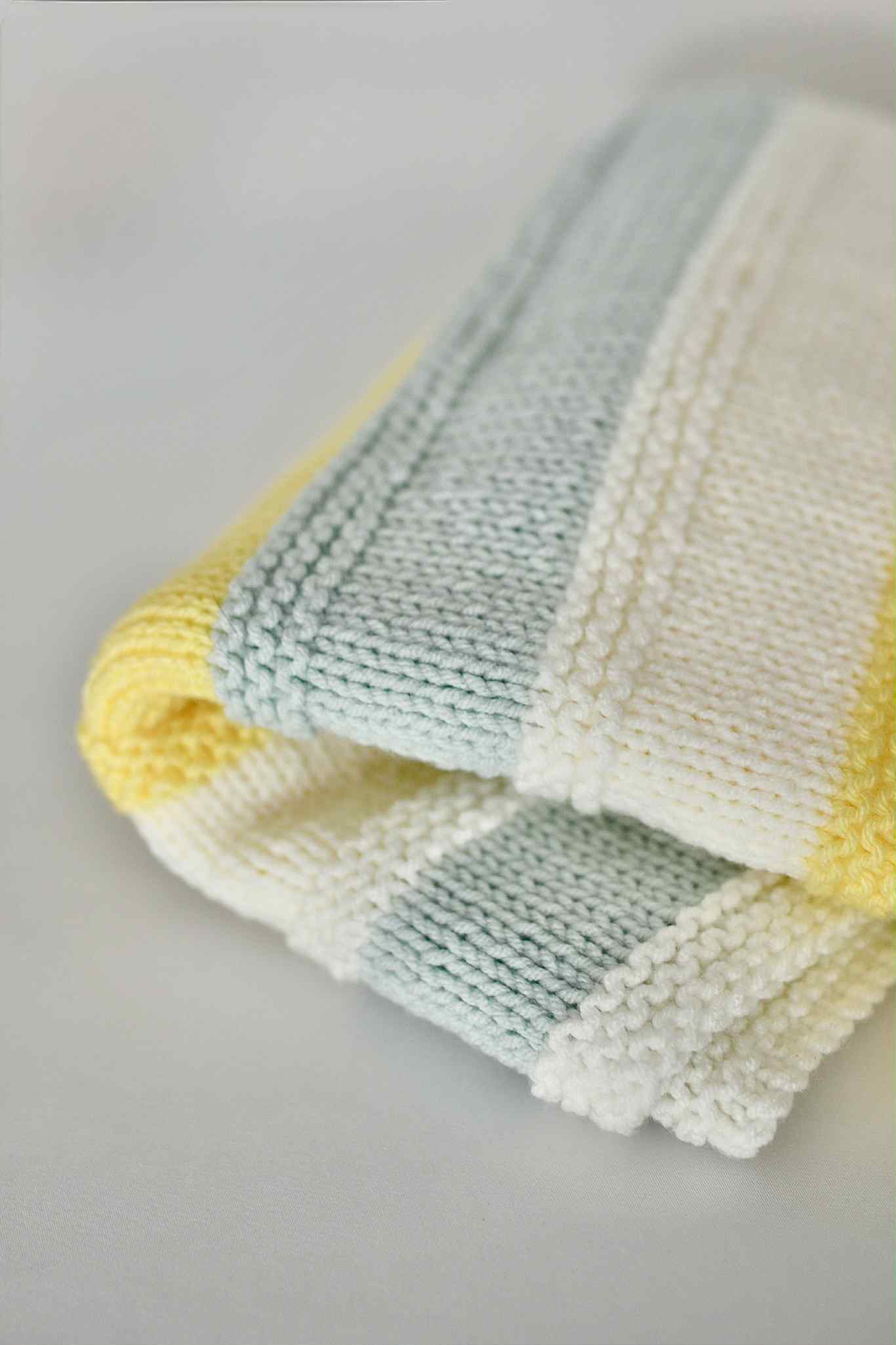 Couvertures en tricot faites à la main